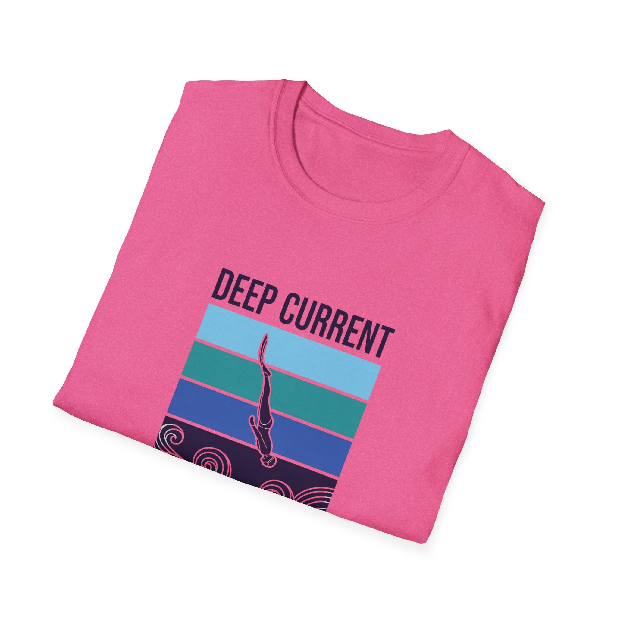 T-shirt graphique Deep Current — T-shirt de plongeur océanique « La pression forge le caractère »