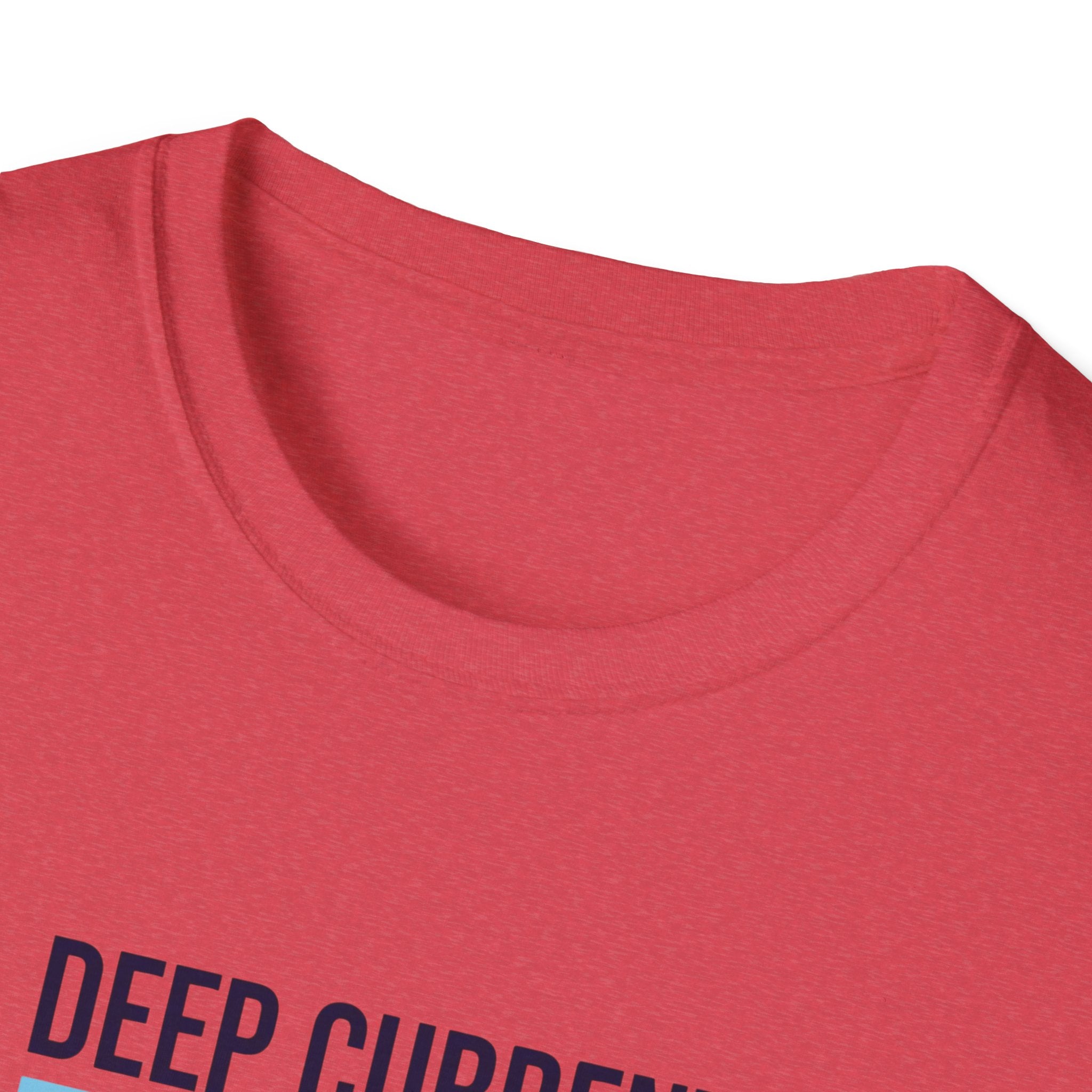 T-shirt graphique Deep Current — T-shirt de plongeur océanique « La pression forge le caractère »