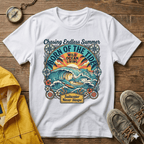 T-shirt graphique Born of the Tide – T-shirt vintage sur le thème de l'océan "Chasing Endless Summer"