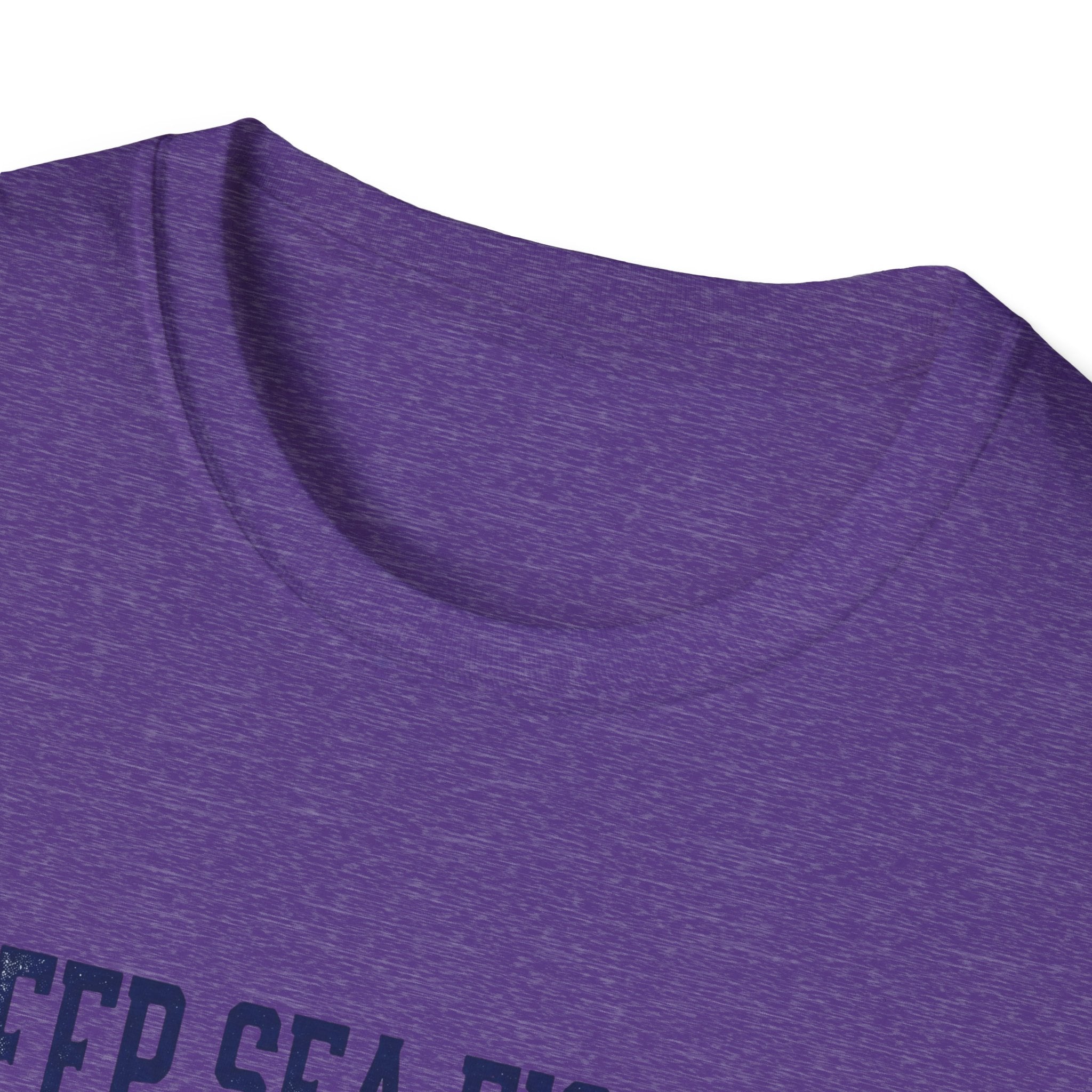 T-shirt de pêche en haute mer — T-shirt graphique « La façon la plus chère d'attraper des coups de soleil »