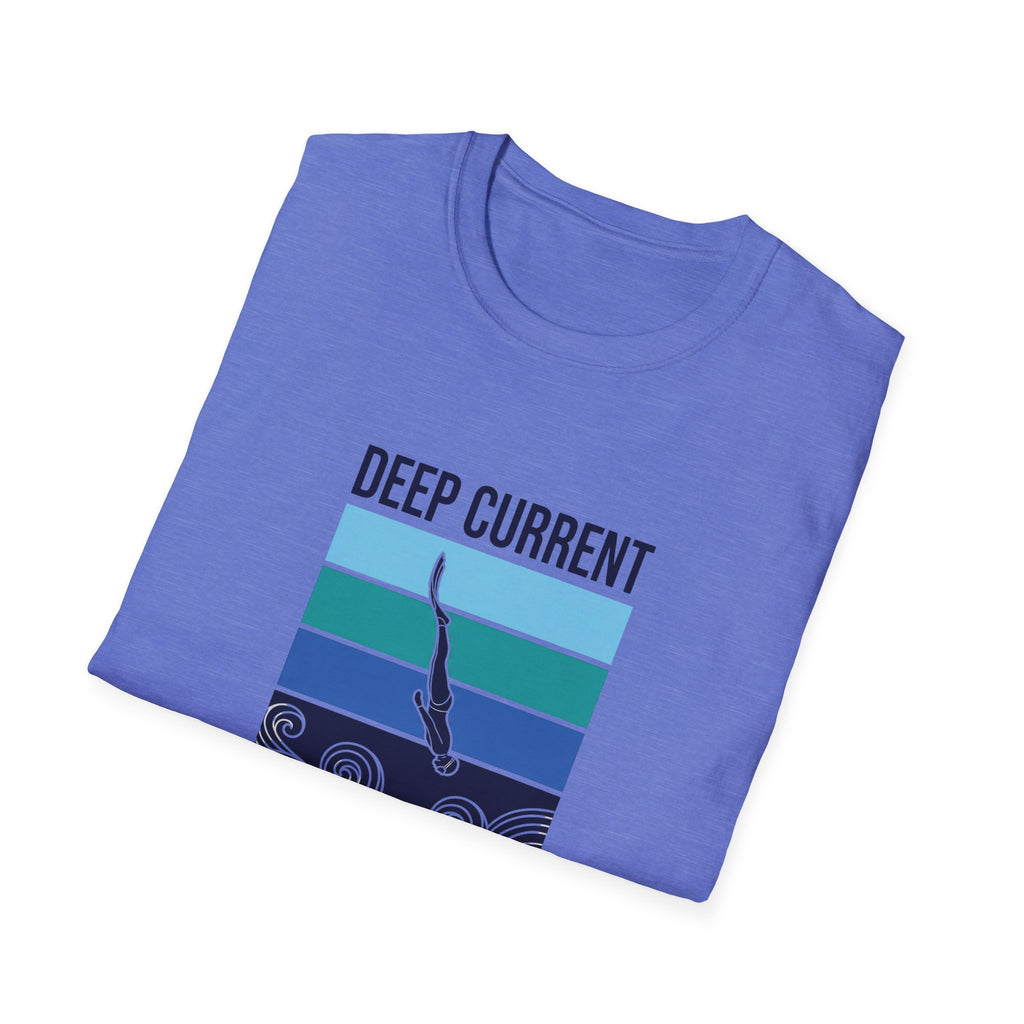 T-shirt graphique Deep Current — T-shirt de plongeur océanique « La pression forge le caractère »