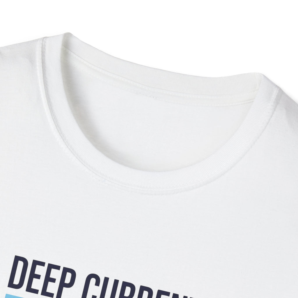 T-shirt graphique Deep Current — T-shirt de plongeur océanique « La pression forge le caractère »
